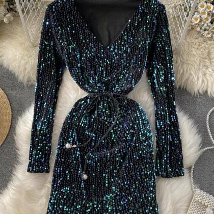 Shiny sequined long-sleeved bag hip..