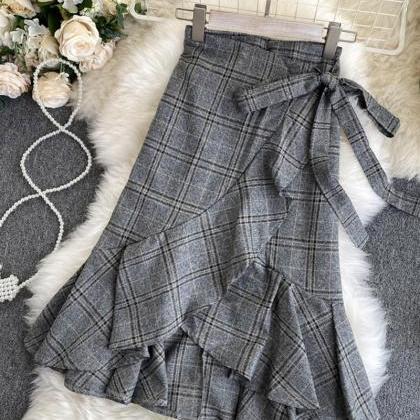 A Line Irregular Plaid Skirt