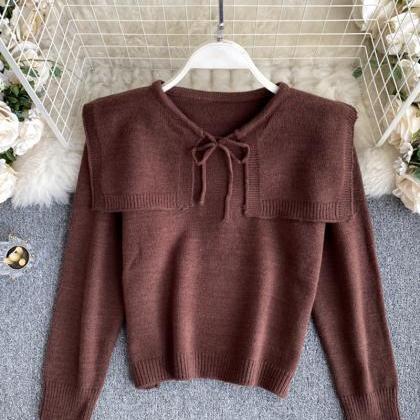 Uniquely Designed Lapel Sweater