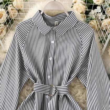 Simple black and white striped long..
