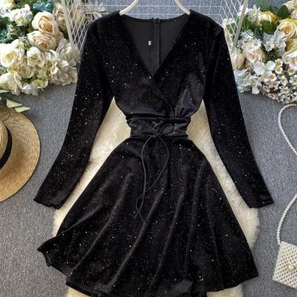 Black V Neck Velvet Short Dress
