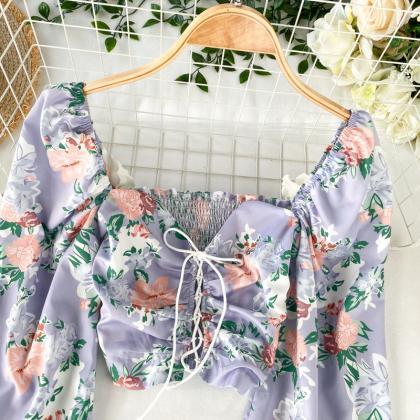 Stylish long-sleeved floral top