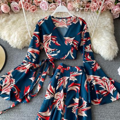 Fashion V-neck Temperament Short Printed Top With..