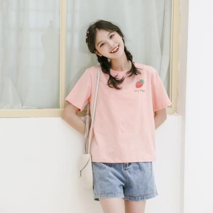 Cute Strawberry Round Neck T-shirt