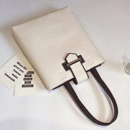 Fashionable Large-capacity Bag..