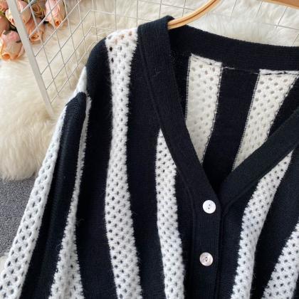Simple Striped Long-sleeved Short Cardigan Sweater