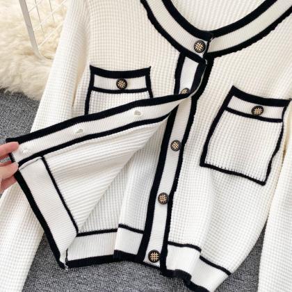 Cute Knitted Cardigan Tops Knitted Cardigan..