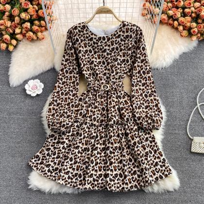 Fashionable Leopard Print Long Sleeve Dress