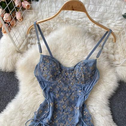 Embroidered lace sexy pajamas women..