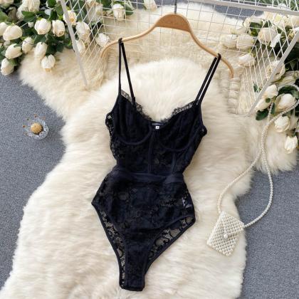 Sexy Lace Camisole Women Wear Fashionable Holiday..