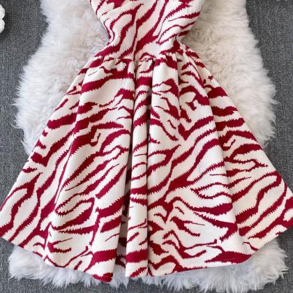 Cute V-neckline Zebra Print Short Dress