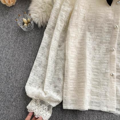 Lovely Lace Long-sleeved Lace Top