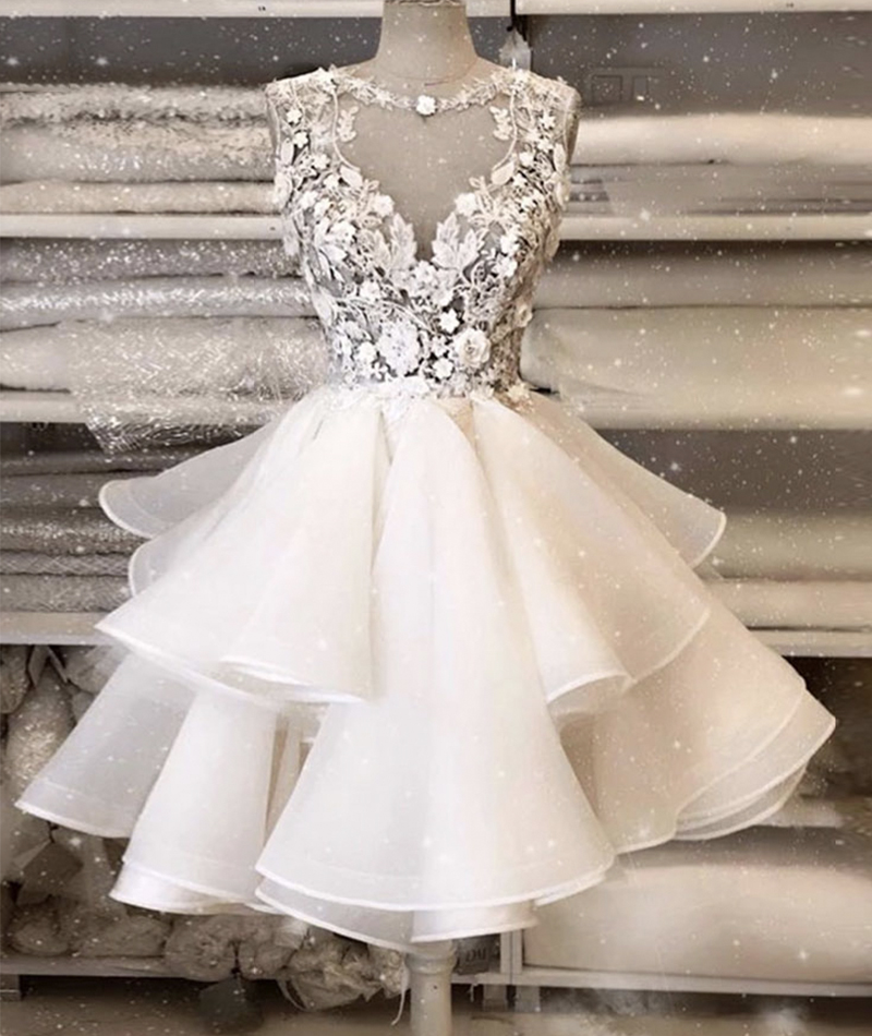 Cute Lace Appliqué Short Prom Dress Homecoming Dress