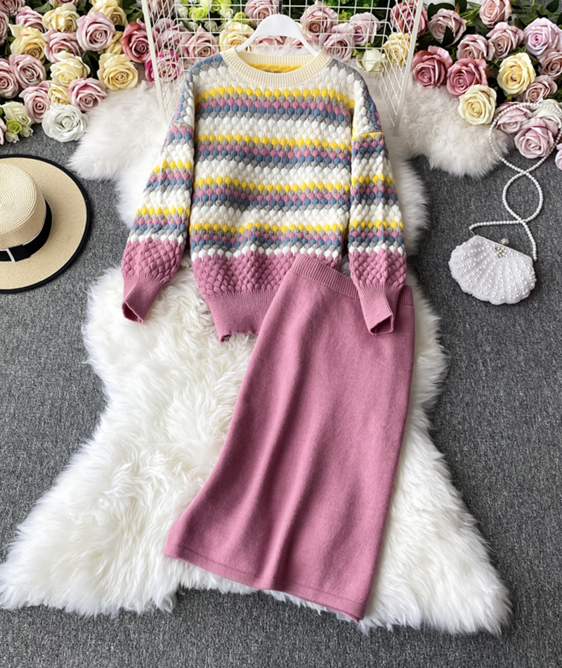 Two-piece Suit Cute Round Neck Long-sleeved Sweater + Skirt