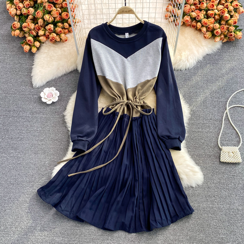 Autumn And Winter Round Neck Sweater Dress Long Sleeve Color Matching Pleated Dress