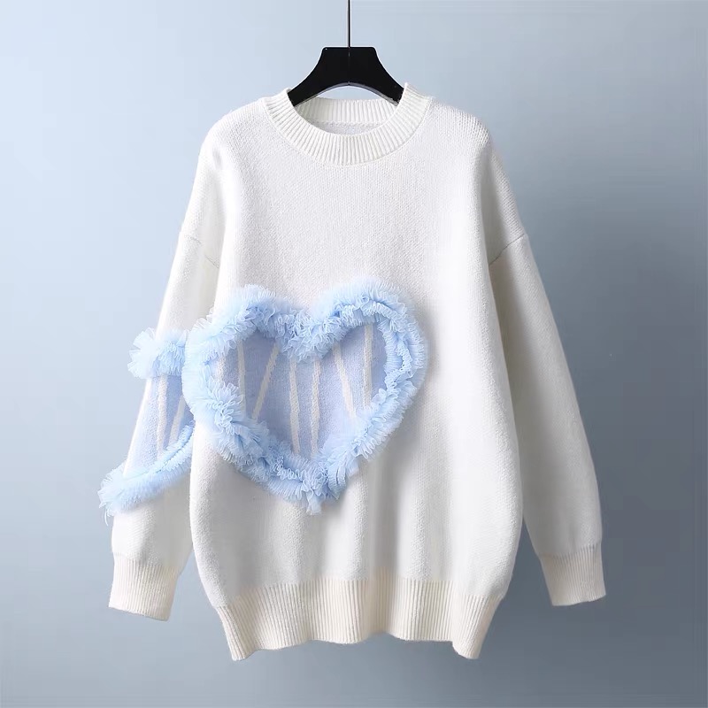 Lovely Heart Long-sleeved Sweater