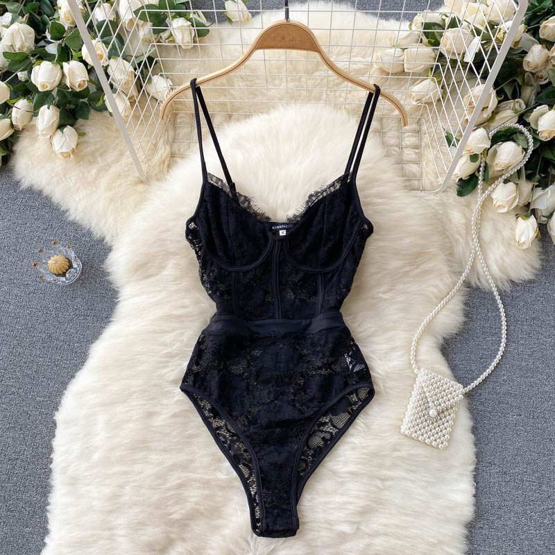 Sexy Lace Camisole Women Wear Fashionable Holiday Style All-match