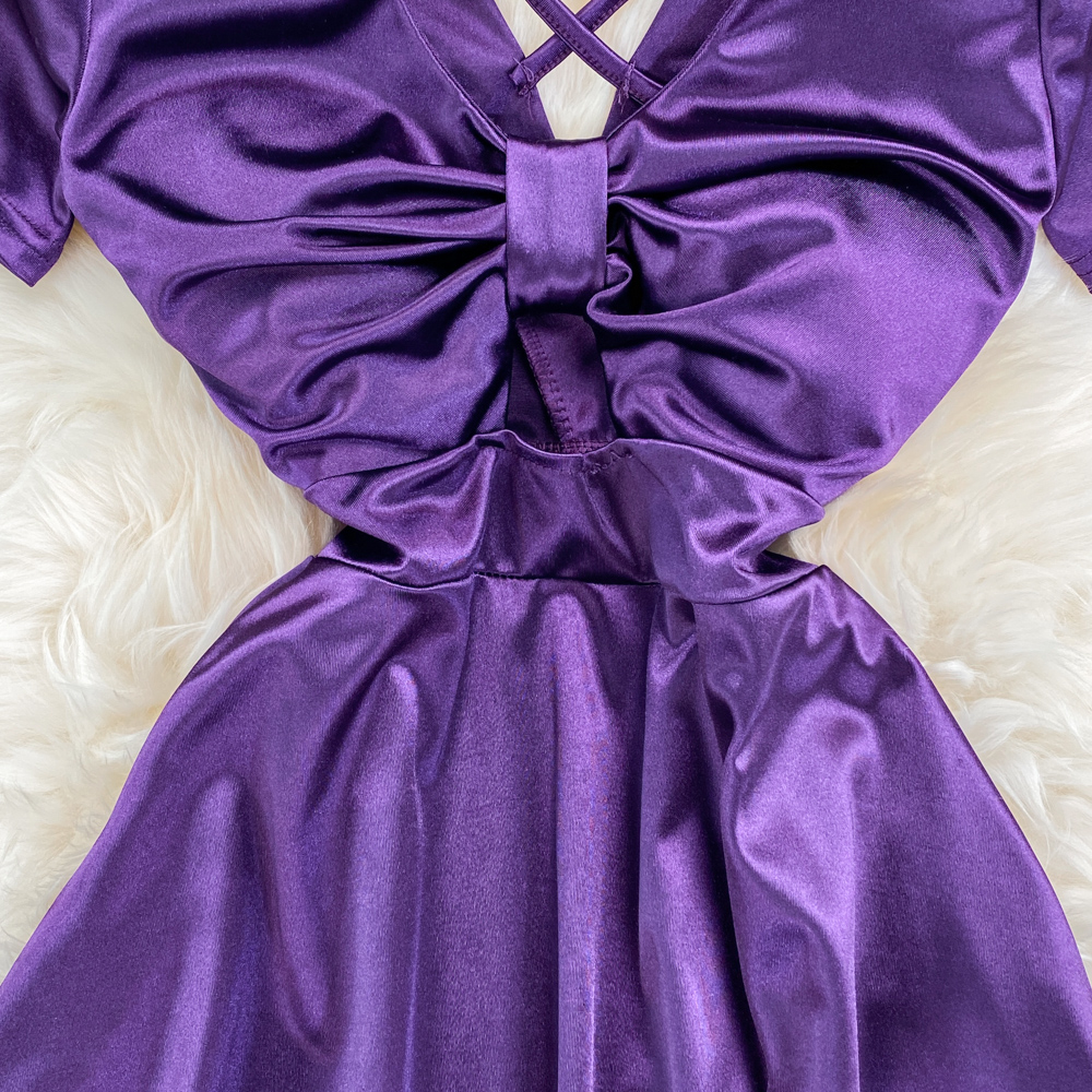Sexy Cut Out Bow Decor V Neck A Line Dresses