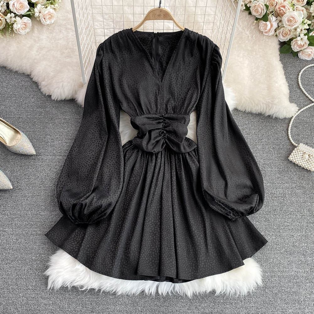 V neck long sleeve dress
