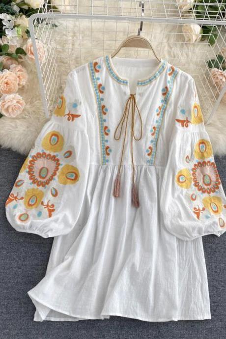 Stylish Embroidered Puff Sleeve Top