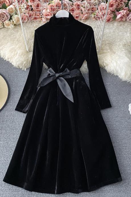 Black Velvet Long Sleeve Dress Party Dress
