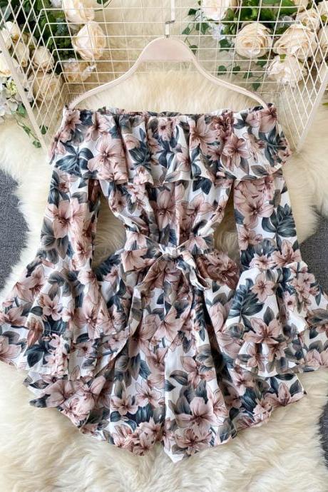 Fashionable floral pattern jumpsuit