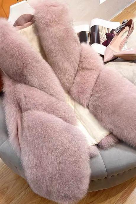 Lovely pink vest with imitation fox fur