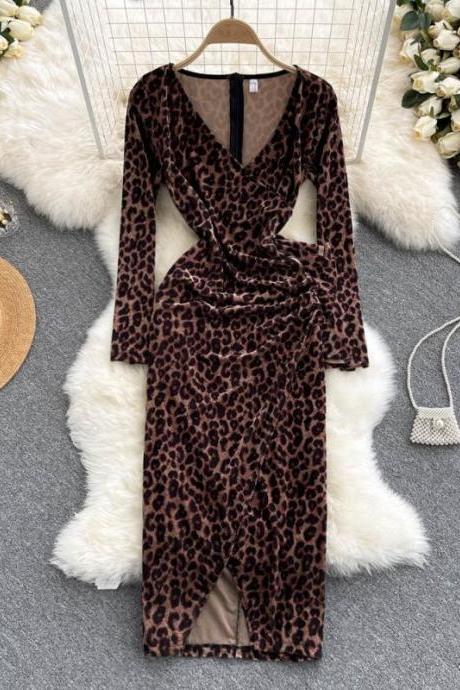 Stylish leopard print long sleeve dress