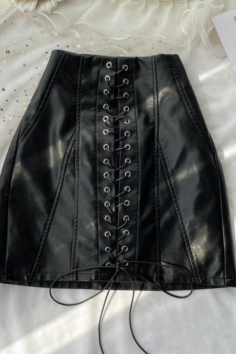 Black A line PU leather skirt
