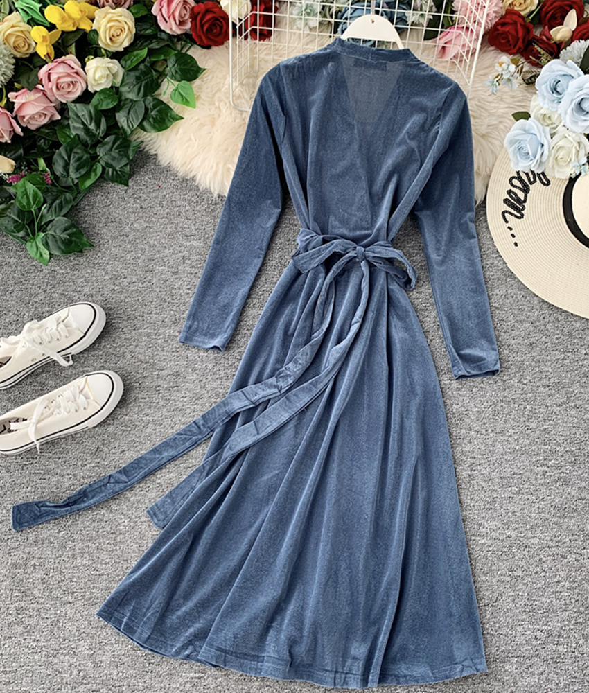 Long Velvet V-neck Dresses with V Back Azalea
