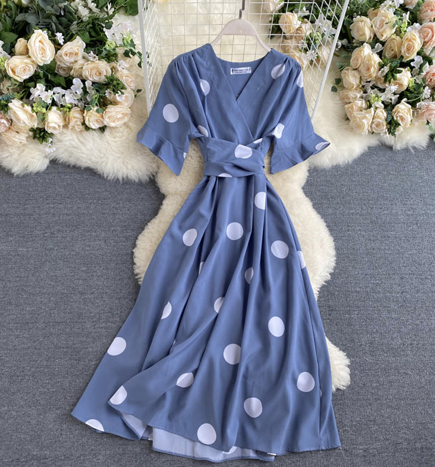 Casual Polka Dot V-Neck Dress
